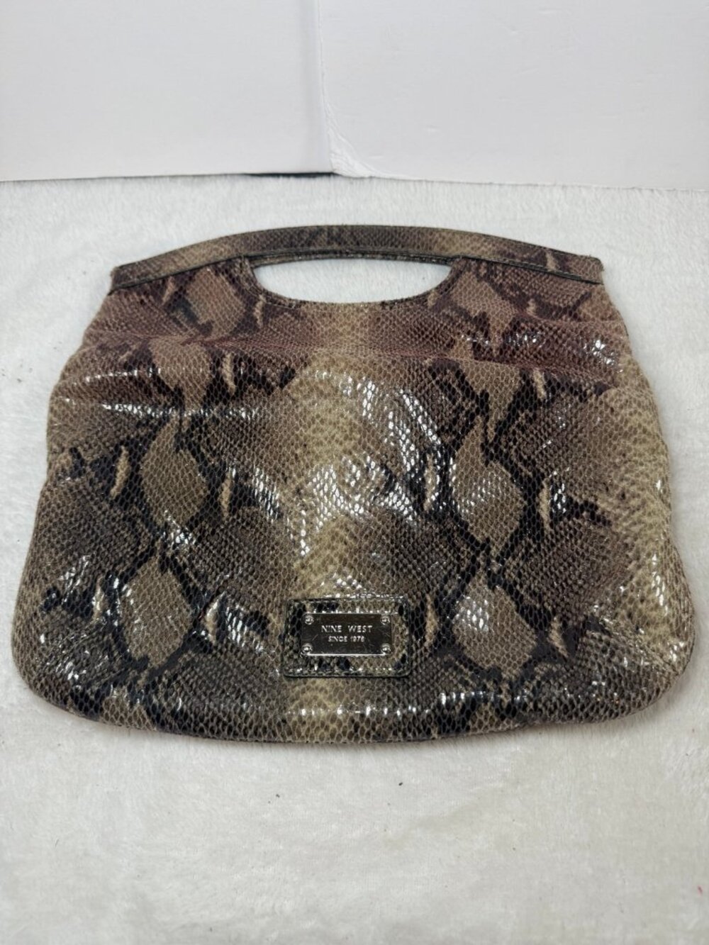 Gorgeous NINE WEST snakeskin fold over clutch faux leather festival date night